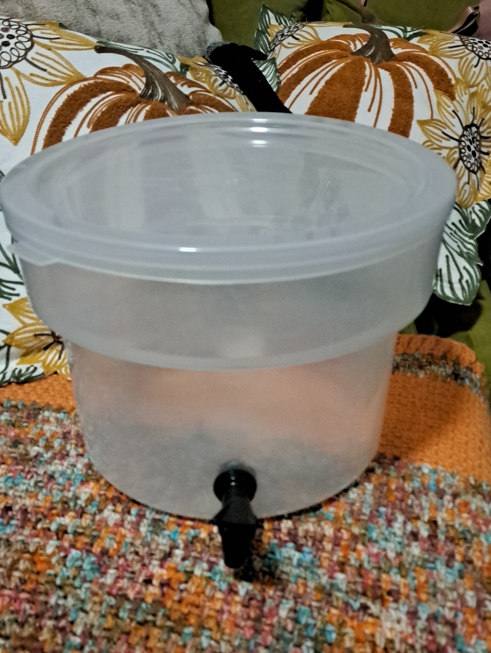 Carlisle Clear Plastic Beverage Container with Black Spigot